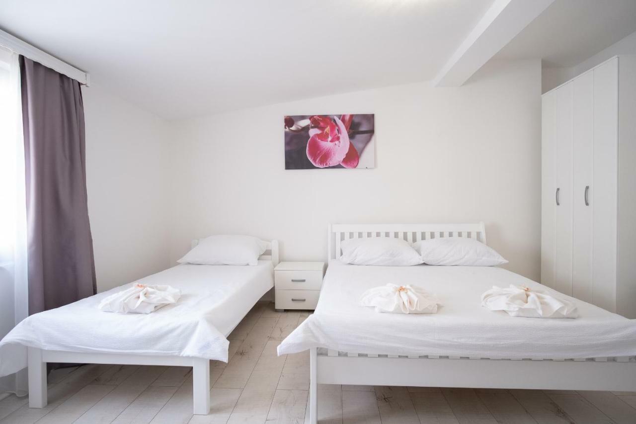 Apartmani Vila Kosa Trebinje Exteriör bild