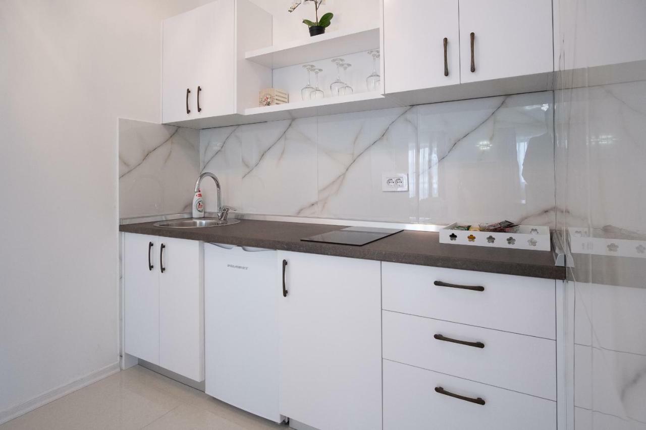 Apartmani Vila Kosa Trebinje Exteriör bild