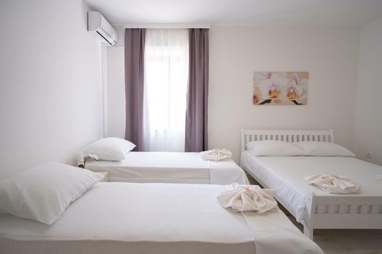 Apartmani Vila Kosa Trebinje Rum bild